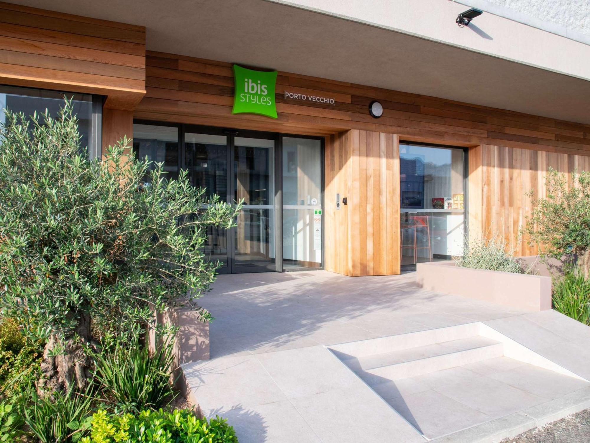 Ibis Styles Porto Vecchio Hotel Exterior photo